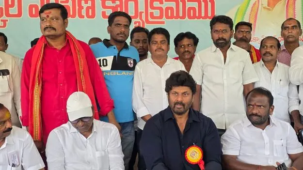 సింగరేణి కార్మికులకు కేటీఆర్‌ క్షమాపణ చెప్పాలి  