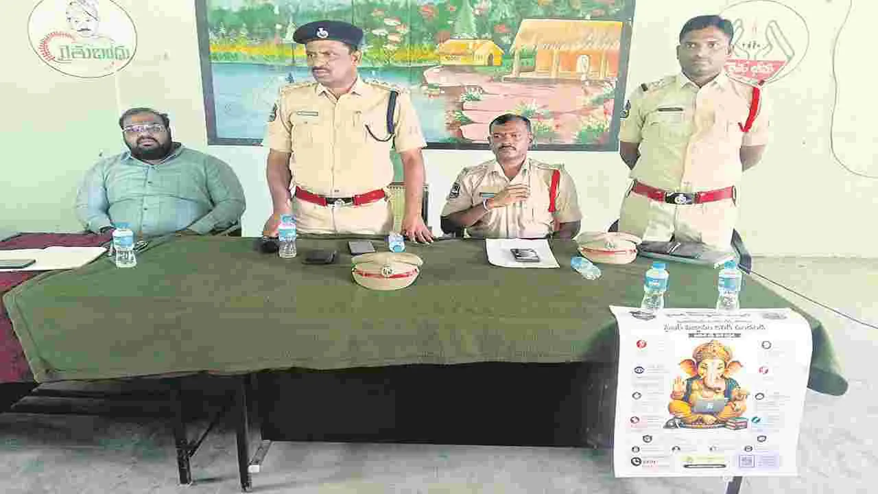 kumaram bheem asifabad- గణేశ్‌ ఉత్సవాలకు అనుమతి పొందాలి