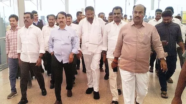 సాగు నీటి కోసం కర్ణాటకకు..