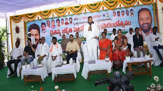 మహిళలను కోటీశ్వరులను చేయడమే ప్రజాప్రభుత్వ లక్ష్యం