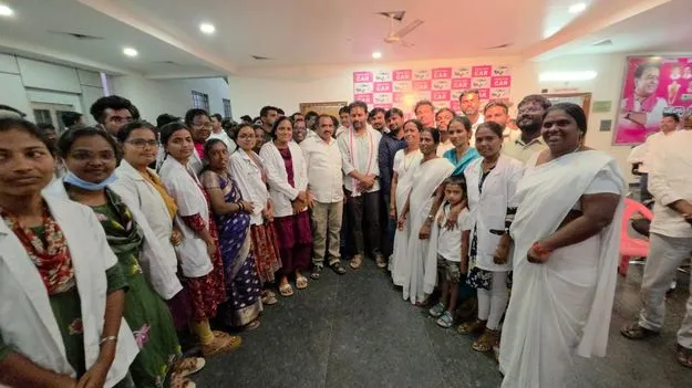 మూర్ఖమైన ప్రభుత్వం