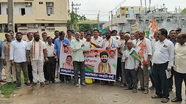గడపగడపకు ప్రభుత్వ పథకాలు అందించడమే లక్ష్యం 