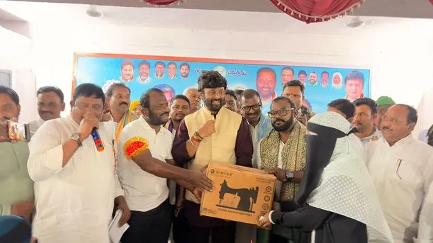 మహిళలు అన్ని రంగాల్లో అభివృద్ధి చెందాలి