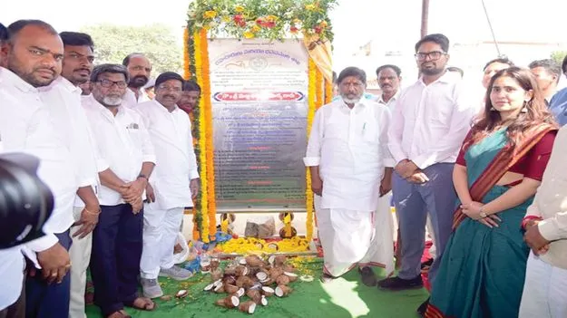 పర్యాటక జంక్షన్‌గా అచ్చంపేట