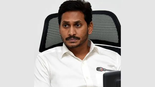 కుప్పకూలిన శాంతిభద్రతలు: జగన్‌ 