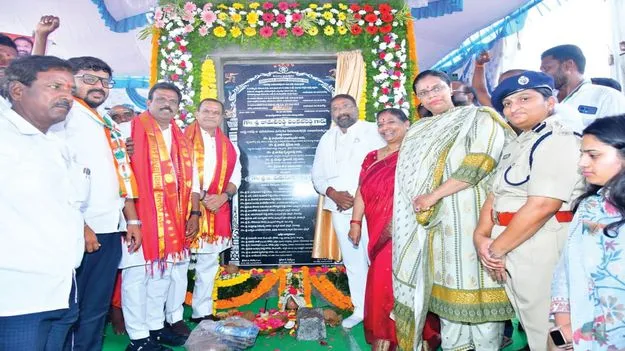 బ్రహ్మోస్‌ క్షిపణి తయారీ కేంద్రంతో   దేవరకద్రకు గుర్తింపు