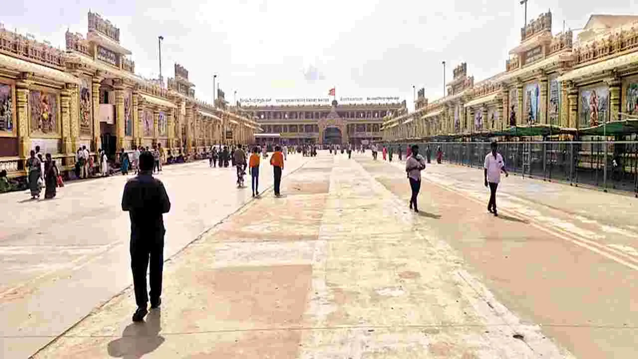 మంత్రాలయంలో 35 డిగ్రీల ఉష్ణోగ్రత