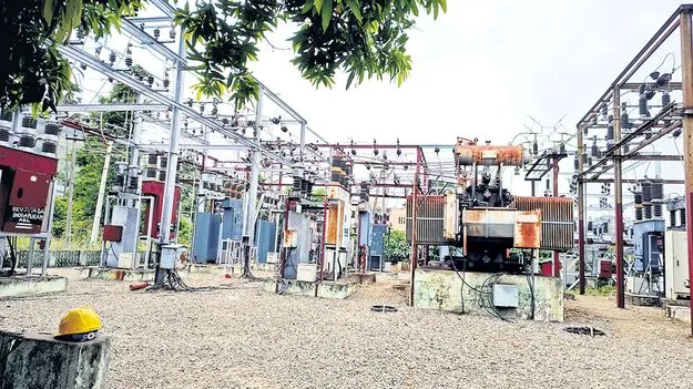 అప్రకటిత కోతలు