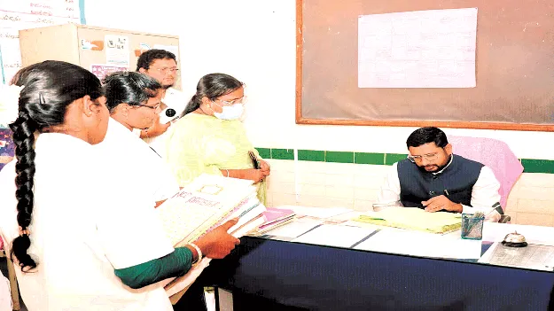 విద్యార్థులకు పోషకాహారం అందించేందుకు కృషి