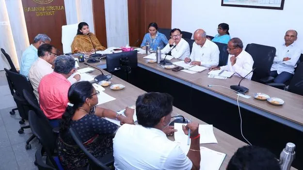 రెసిడెన్షియల్‌ స్కూల్‌ నిర్మాణాల్లో వేగం పెంచాలి