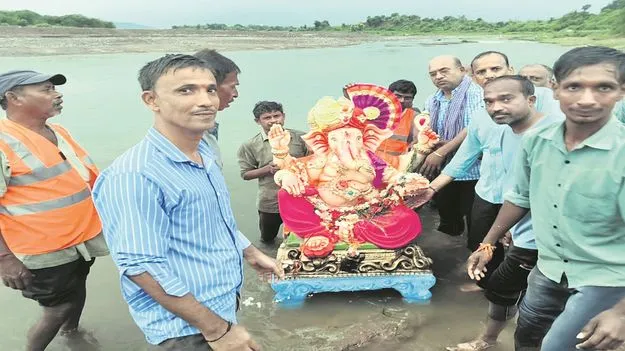 kumaram bheem asifabad-భక్తిశద్ధ్రలతో గణేశ్‌ నిమజ్జనం