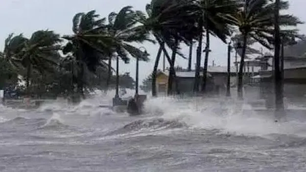 ఉత్తర కోస్తాకు తుఫాను ముప్పు