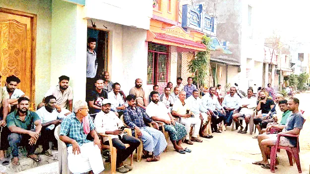  మత్స్యకారుల పొట్టకొట్టొద్దు