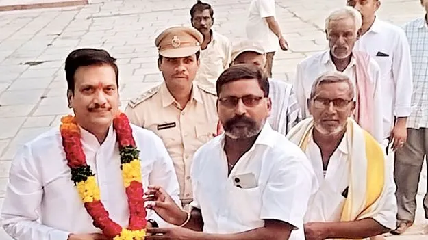 ఆలయాల్లో రాష్ట్ర లోకాయుక్త ప్రత్యేక పూజలు