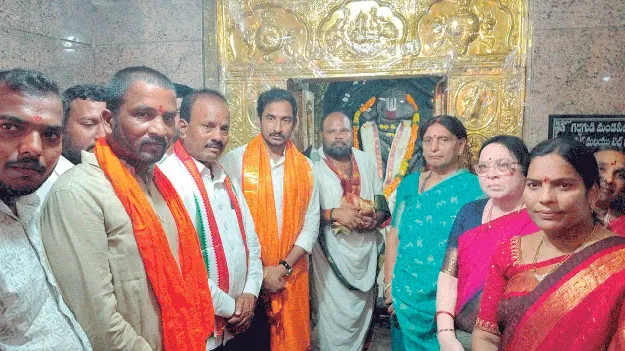 పార్టీ పటిష్టతకు కృషి చేయాలి