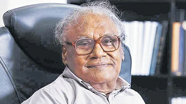 భారతరత్న సీఎన్‌ఆర్‌ రావుకు ఈసీ నోటీసులు