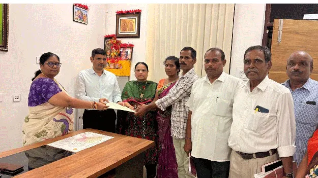 గ్రామీణ ప్రజలు విభేదాలను పక్కన పెట్టాలి