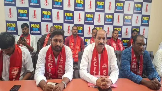 సింగరేణి కార్మికుల సొంతింటి కల నెరవేర్చాలి 