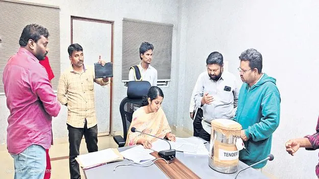 స్థానిక ఎన్నికలకు సమాయత్తం