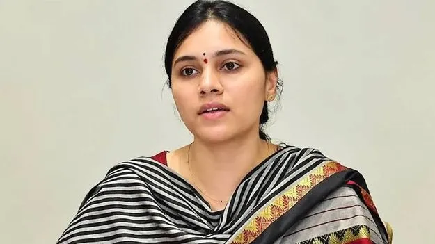 కారు ప్రమాద ఘటనపై సమగ్ర దర్యాప్తు