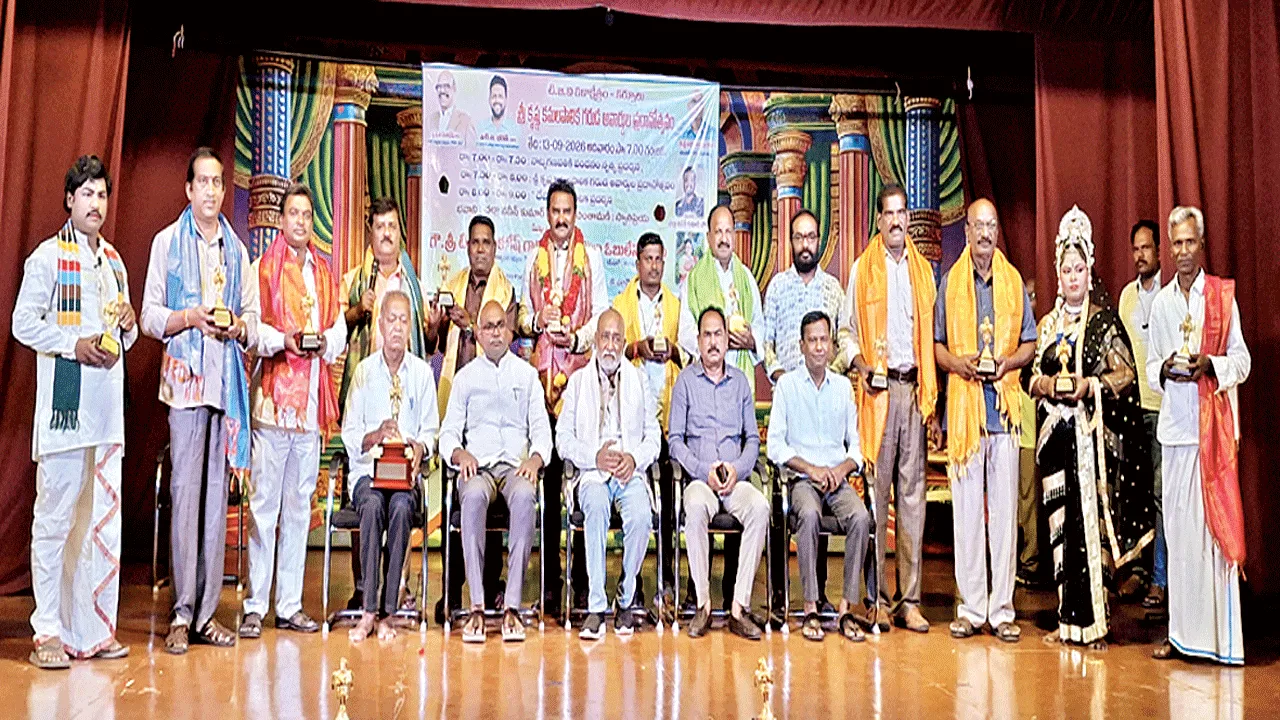 గరుడ అవార్డులు కర్నూలుకే గర్వకారణం గరుడ అవార్డులు కర్నూలుకే గర్వకారణం