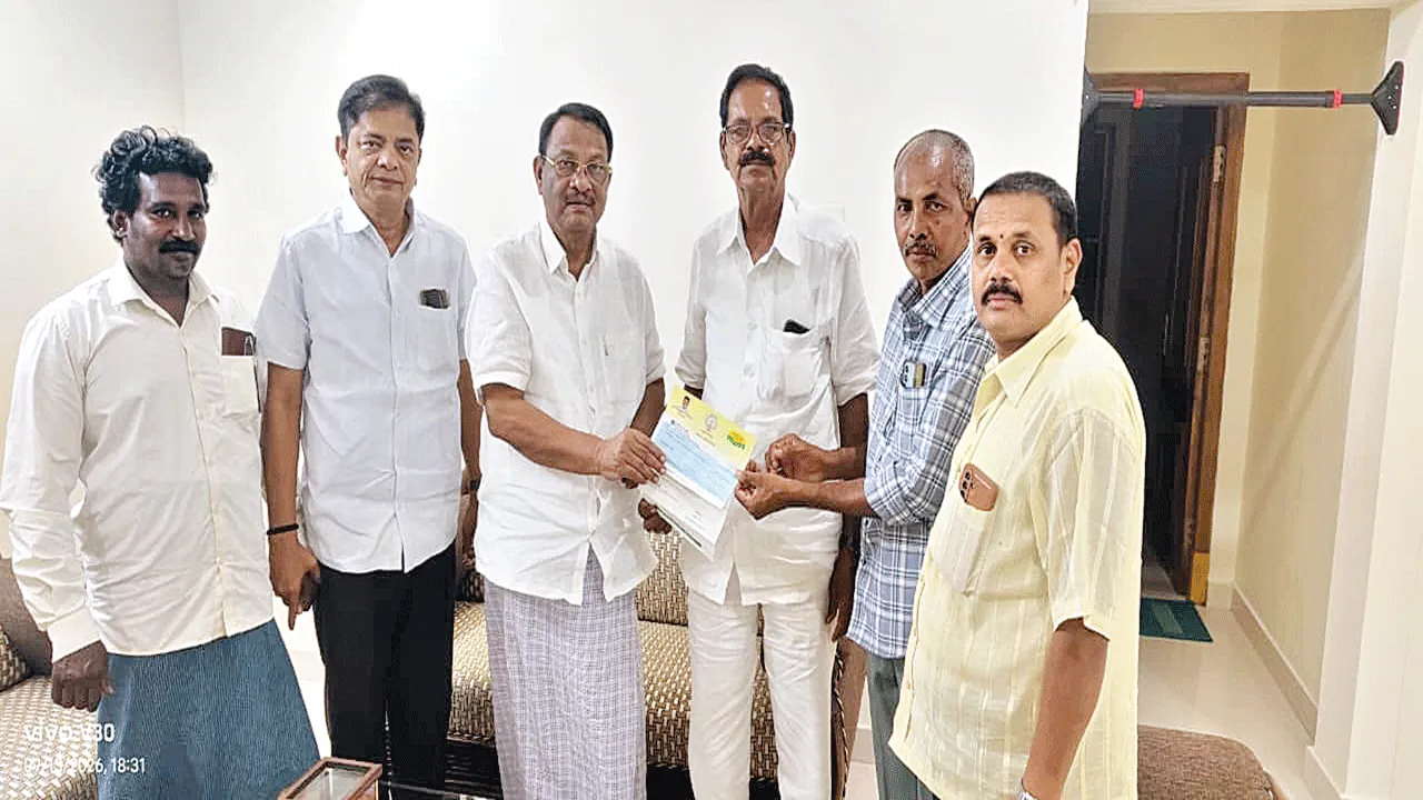 అభాగ్యులకు సీఎంఆర్‌ఎఫ్‌ ఆసరా