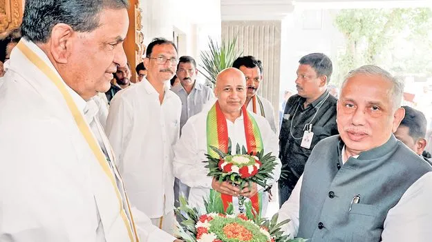 తిరుమలలో గవర్నర్‌ అబ్దుల్‌ నజీర్‌ 