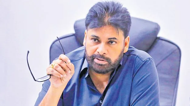 ‘జూ’ల్లో వన్యపాణులను  దత్తత తీసుకోవాలి 