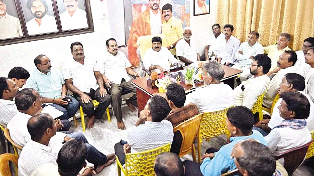 ప్రజా సమస్యల పరిష్కారమే లక్ష్యం  