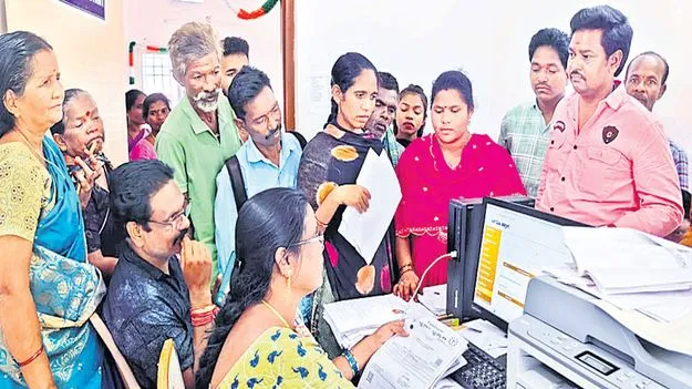 కొత్త పెన్షన్లకు విశేష స్పందన