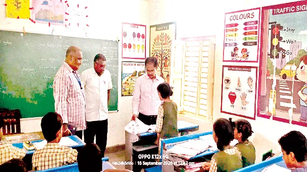  విద్యార్థుల హాజరు శాతంపెరగాలి: డీఈవో