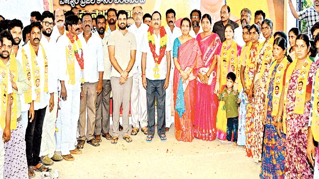 వైసీపీకి ఝలక్‌