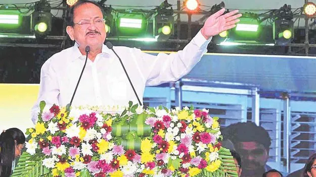 రాజకీయాల్లో మళ్లీ పాత రోజులు రావాలి