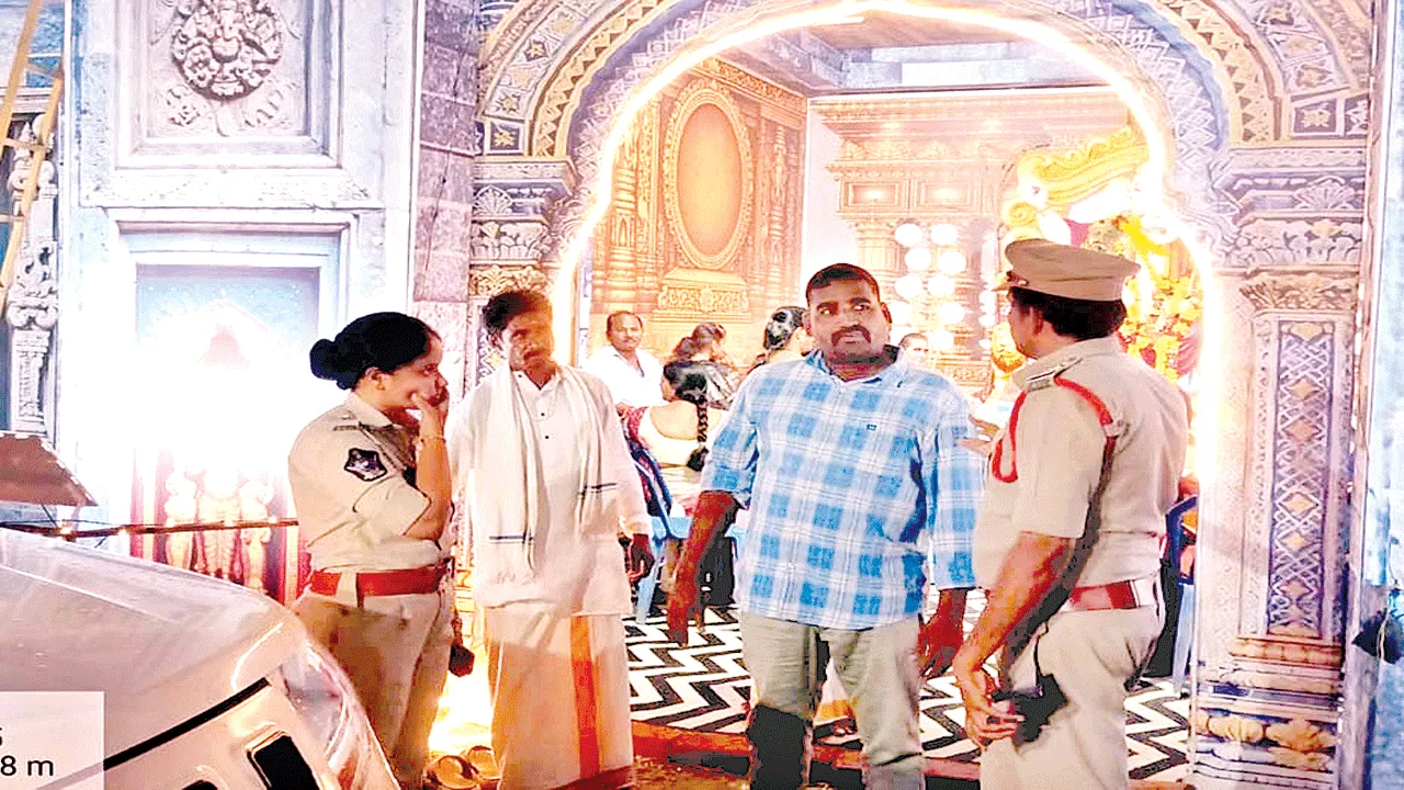 వినాయక మండపాల పరిశీలన వినాయక మండపాల పరిశీలన