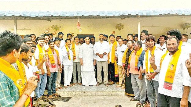 టీడీపీలోకి చేరికలు 