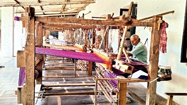 పింఛన్‌ దరఖాస్తుల్లో గందరగోళం