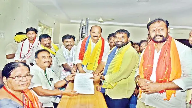 పురాల్లో ముగిసిన తొలి ఘట్టం!