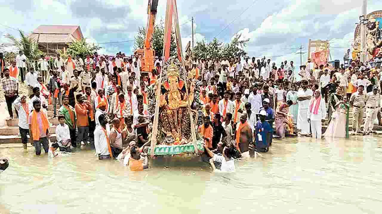 వినాయకా.. సెలవిక