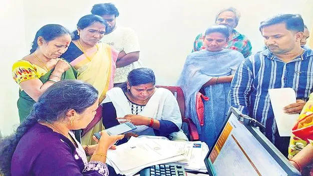 కొత్త పెన్షన్లకు 19,166 దరఖాస్తులు 