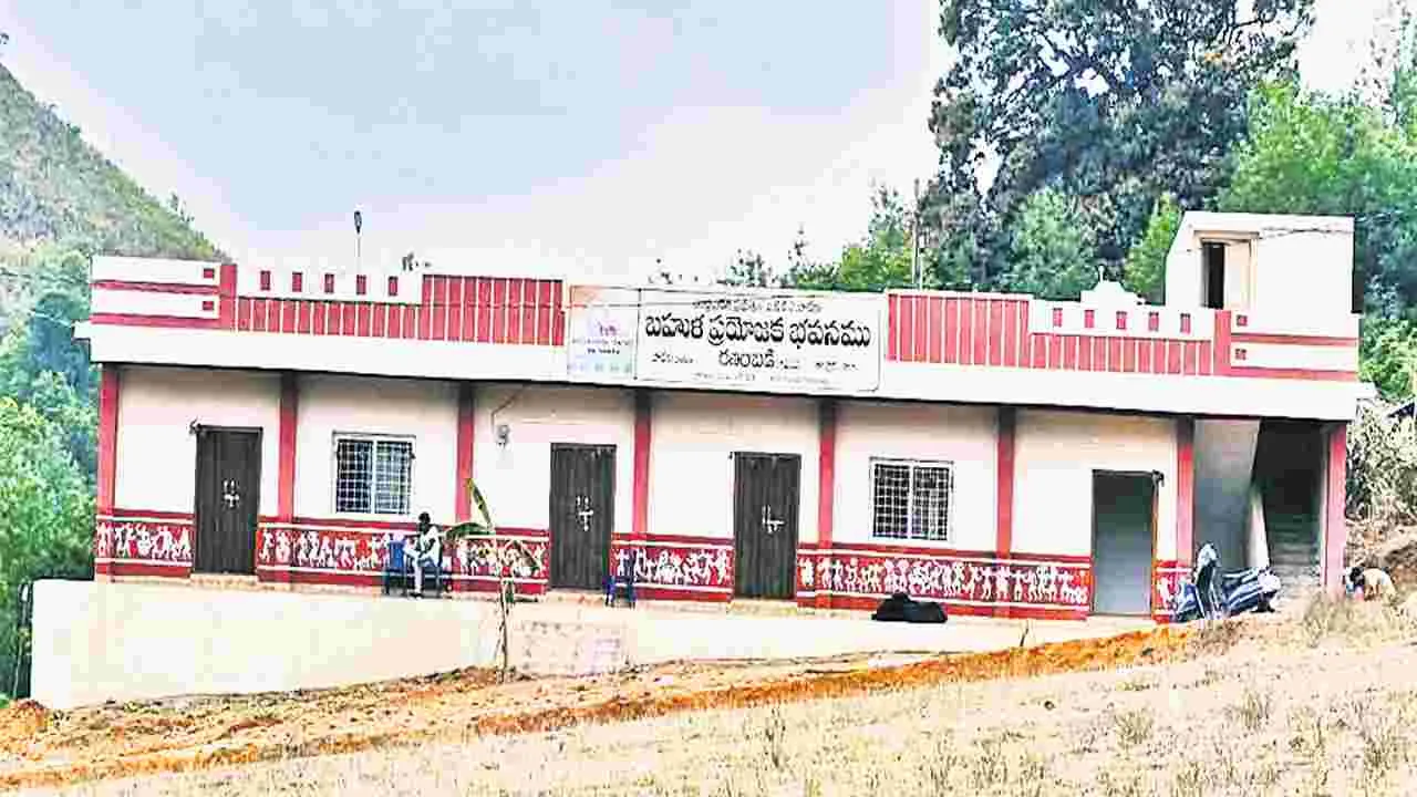 35 బహుళ ప్రయోజన భవనాలు సిద్ధం