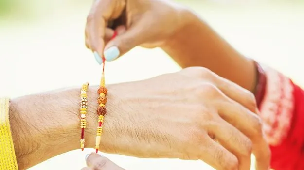 బంధాలకు రక్ష