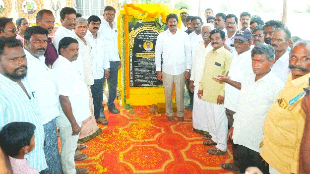 ప్రజా ప్రభుత్వంతోనే అభివృద్ధి