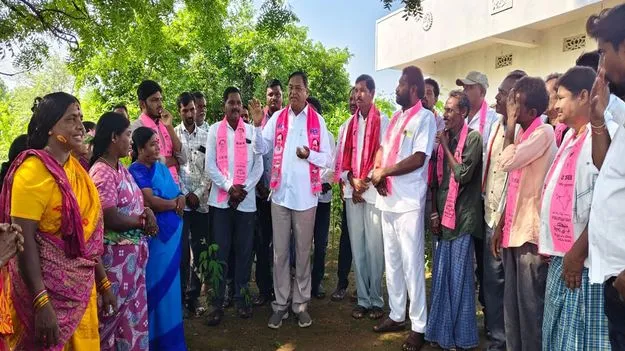 Peddapalli:   ఎస్టీలకు 10శాతం రిజర్వేషన్‌ కల్పించిన ఘనత కేసీఆర్‌దే