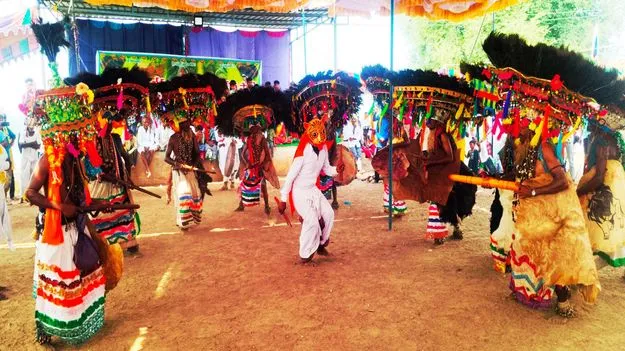  Mancherial:   ఆదివాసీ గూడేల్లో గుస్సాడి సంబరాలు