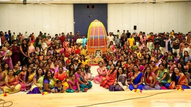 కెనడాలో ‘తాకా’ బతుకమ్మ సంబరాలు