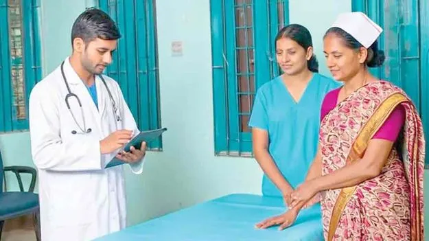 గ్రామీణ వైద్యానికి ఊతం.. 264 విలేజ్‌ హెల్త్‌ క్లినిక్‌లకు కొత్త భవనాలు