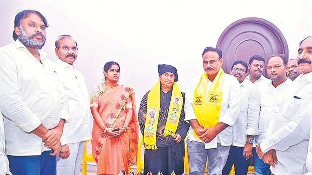 చిలకలూరిపేటలో వైసీపీకి ఎదురుదెబ్బ