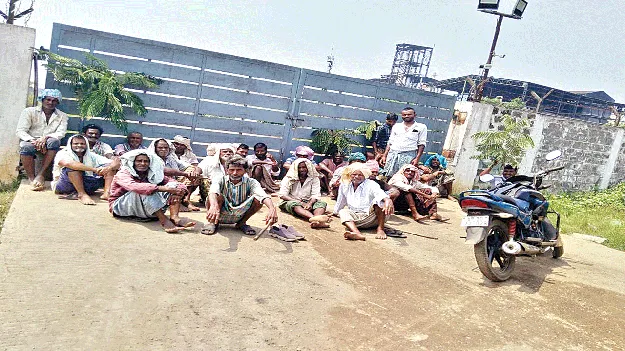  పంటనష్టం చెల్లించేవరకు పోరాడతాం