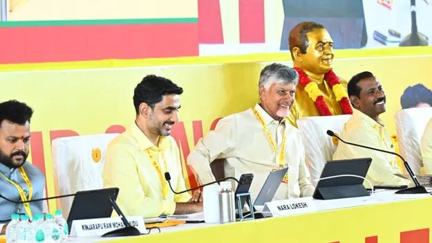మూడేళ్లలో 36 ప్రాజెక్టులు పూర్తి చేస్తాం.. చరిత్ర సృష్టిస్తాం