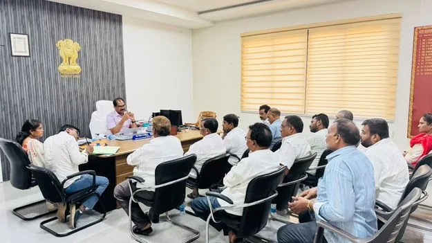 భూభారతి పరిష్కారంలో జాప్యం చేయొద్దు